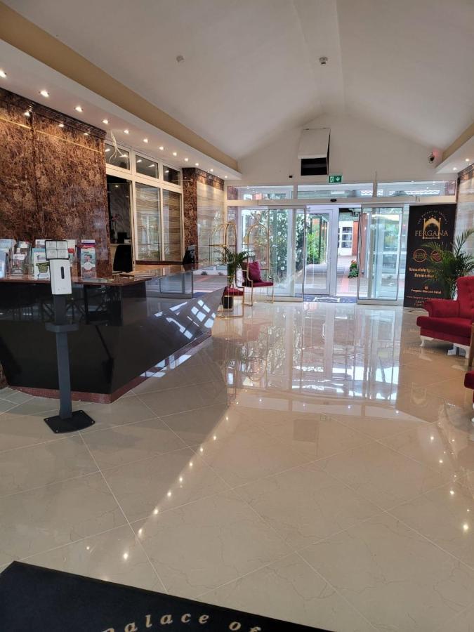 Fergana Uebersee Hotel Бремерхавен Екстериор снимка