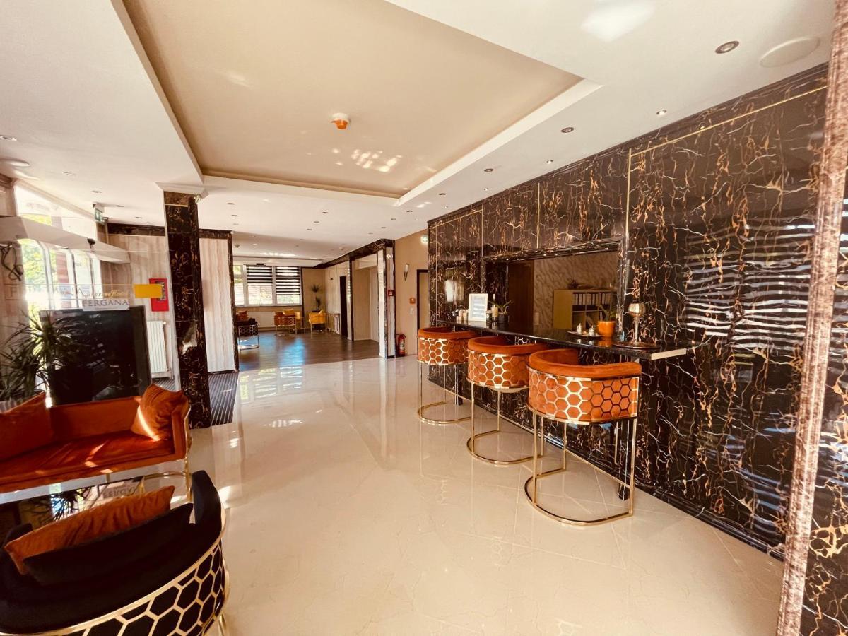 Fergana Uebersee Hotel Бремерхавен Екстериор снимка