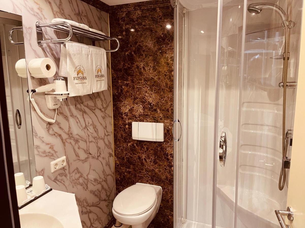 Fergana Uebersee Hotel Бремерхавен Екстериор снимка