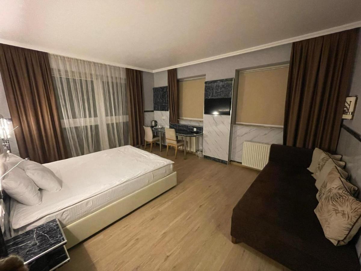 Fergana Uebersee Hotel Бремерхавен Екстериор снимка